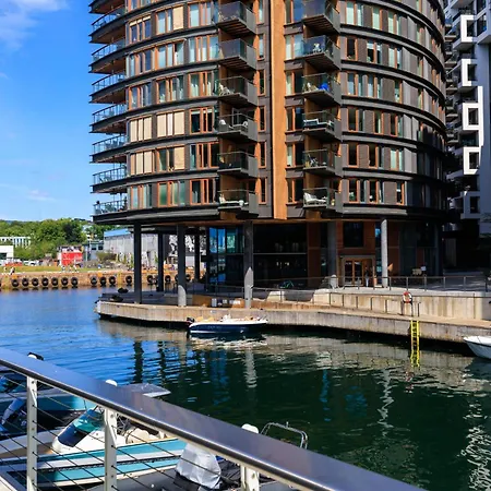 Dinbnb L High-end L Balcony L Rooftop L Self Check-in アパート