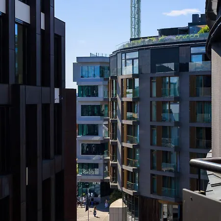 Dinbnb L High-end L Balcony L Rooftop L Self Check-in 오슬로