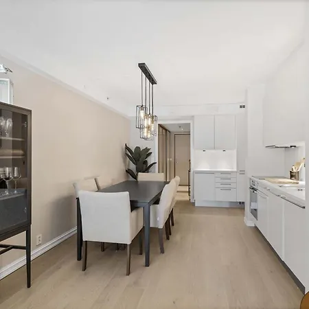 Dinbnb L High-end L Balcony L Rooftop L Self Check-in * Oslo