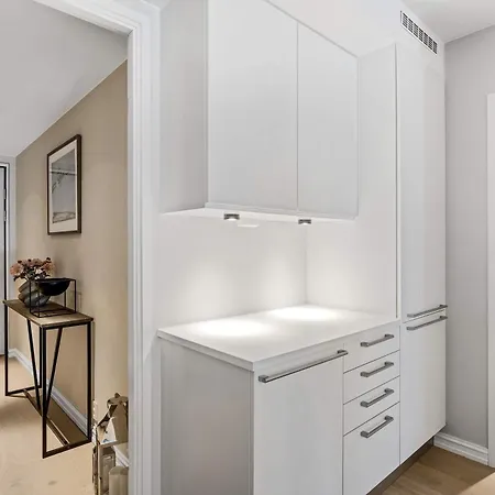 Dinbnb L High-end L Balcony L Rooftop L Self Check-in 오슬로