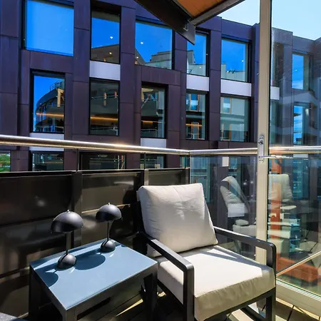 Dinbnb L High-end L Balcony L Rooftop L Self Check-in * 오슬로