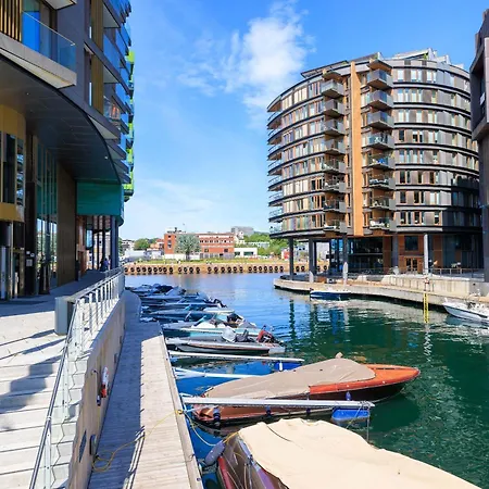 Apartment Dinbnb L High-end L Balcony L Rooftop L Self Check-in