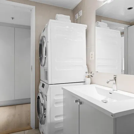 Dinbnb L High-end L Balcony L Rooftop L Self Check-in *