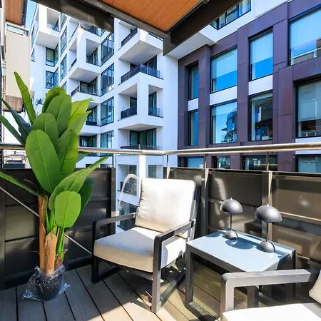 Dinbnb L High-end L Balcony L Rooftop L Self Check-in *