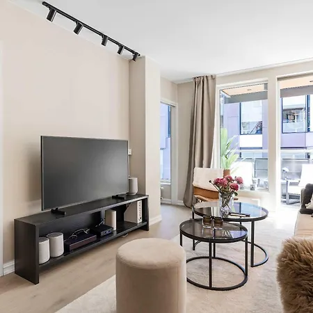 Dinbnb L High-end L Balcony L Rooftop L Self Check-in Apartment *